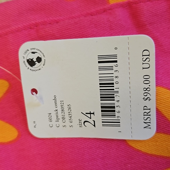 🚨SOLD🚨NWT FP Youthquake High rise printed crop Flare jeans - Picture 5 of 5